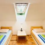 Koca Ob Izviru Soce Lodge