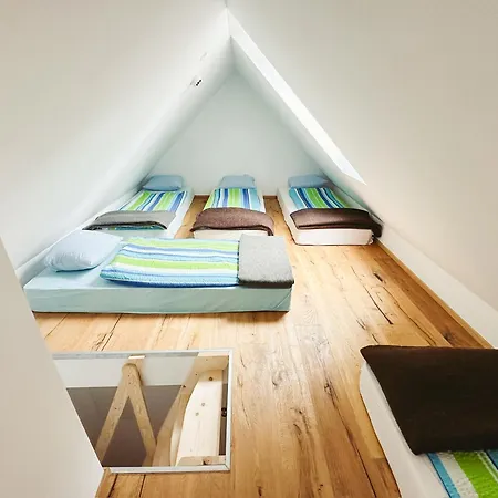 Koca Ob Izviru Soce Lodge