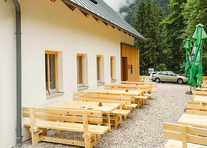 Koca Ob Izviru Soce Lodge *